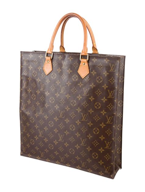 louis vuitton monogram sac plat.